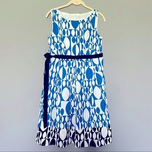 Maggy London Petite geometric abstract dress 10P